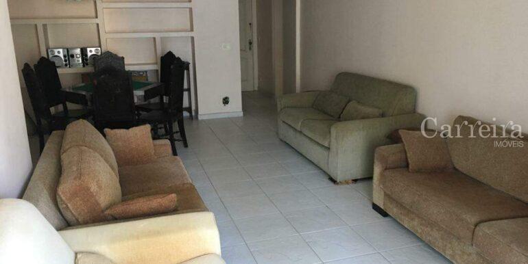 Apartamento à venda no Pitangueiras: